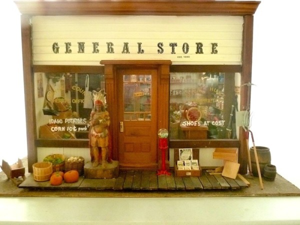 general store dollhouse