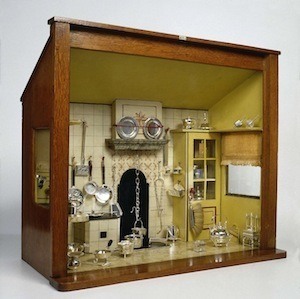 rijksmuseum-room-box-kitchen-silver