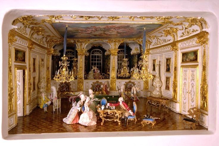 The Rococo Style Dollhouse Decorating